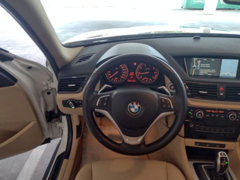 BMW X1 8703