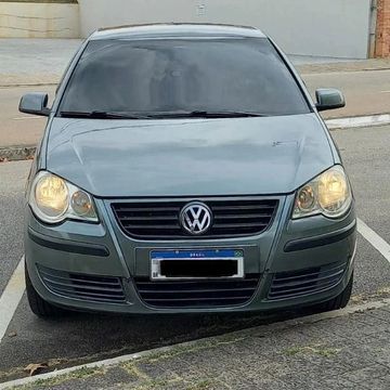 Polo Sedan 1.6 ano 200) 9120