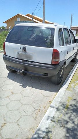 Corsa bom estado ano 99  9185