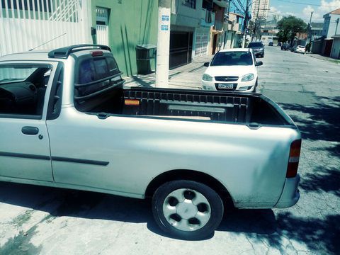 Ford courier 6896