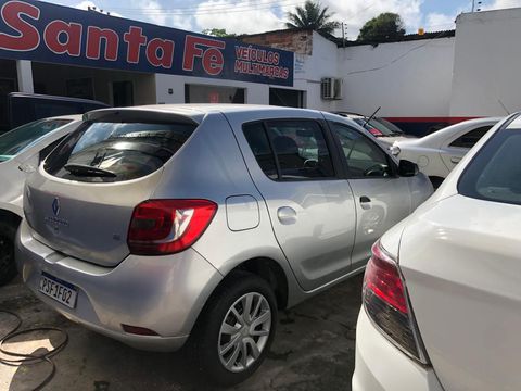 Sandero  10220