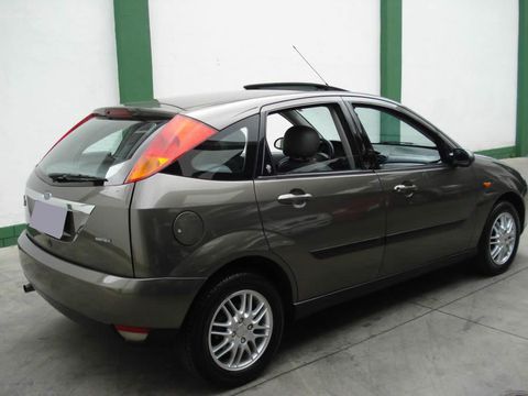 FORD FOCUS 10768