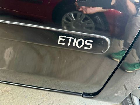 TOYOTA ETIOS XS 1.3 FLEX 2013 10236