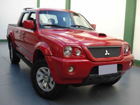 l200 sport hpe carro barueri sp mecanica totalmente revisado na cor vermelho veiculo nunca batida transmissao manual carro barueri sp mitsubishi mmc l200 sport hpe 25 diesel 2004 diesel manual pickup 105000 vermelho 4 portas