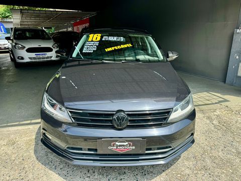 carro São Bernardo Do Campo - SP volkswagen jetta 2016 gasolina sedan Design incrível. desempenho excelente, gostoso de dirigir. acabamento frontal, bom espaço interno. excelente consumo. Arrancada de tirar o folego. rodas de liga, bancos em couro impecável Venha nos visitar, estamos a sua espera!
One Motors certeza do melhor negócio!!!
VEICULO COM PASSAGEM POR LEILÃO NÃO CONSTA NO DOCUMENTO
NOS RESERVAMOS NO DIREITO DE CORRIGIR QUALQUER TIPO DE ERRO DE DIGITAÇÃO