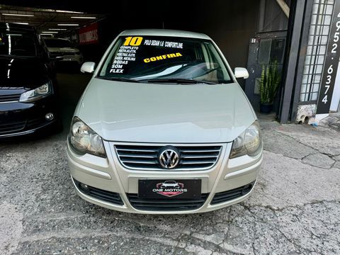 volkswagen polo comfortline sedan 16 flex 2010 carro sao bernardo do campo sp carro sao bernardo do campo sp volkswagen polo 2010 flex manual sedan 159738 bege 4 portas alarme ar condicionado banco com regulagem de altura computador de bordo encosto de cabeca traseiro retrovisores eletricos rodas de liga leve airbag ar quente desembacador traseiro travas eletricas vidros eletricos direcao hidraulica farol de neblina