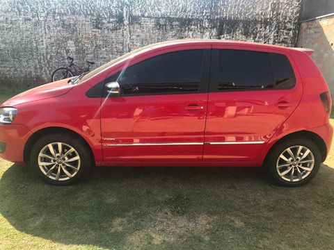 carro São Pedro - SP volkswagen 1.6 prime flex 2013 flex hatch Carro com um motor 2019 comprado na caixa na concessionaria Apia em Rio Claro. 