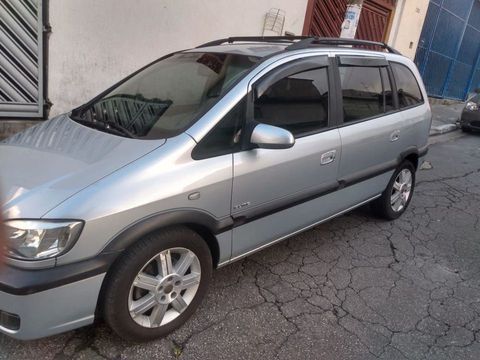 carro impecavel carro sao paulo sp chevrolet zafira 2010 flex van carro sao paulo sp chevrolet zafira 2010 flex automatico van 74500 prata 4 portas alarme ar condicionado banco com regulagem de altura encosto de cabeca traseiro retrovisores eletricos rodas de liga leve bancos em couro freio abs ar quente vidros eletricos direcao hidraulica cd player farol de neblina