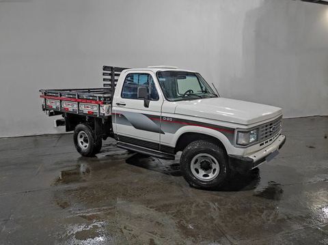 d 20 luxo 39 diesel 1990 carro barueri sp d 20 luxo 39 diesel 1990 motor q20b4 perkins turbinada carroceria de madeira cambio clark 5m ar condicionado direcao hidraulica volante antifurto tapecaria original alarme estribo revisada 308000km r 5500000 carro barueri sp d 20 luxo 39 diesel d 20 luxo 39 diesel 1990 diesel manual pickup 308000 branco 2 portas