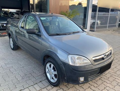 carro Osasco - SP chevrolet montana 1.8 2004 gasolina pickup 🧾 Recibo em Branco, Só Transferir
🛠 Revisado e com Garantia