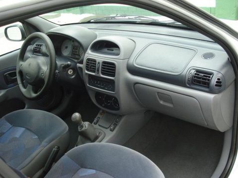 RENAULT CLIO 10896