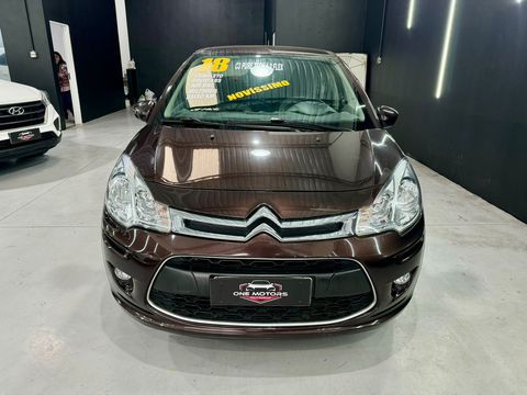 citroen c3 12 attraction ptech flex 5p carro sao bernardo do campo sp citroen c3 attraction 12 flex 2018 completo motor 12 cambio manual direcao eletrica ar condicionado vidros eletricos trava eletrica retrovisor eletrico farol de milha air bag multimidia aceitamos seu usado como parte de pagamento fazemos financiamento ate 60x parcelamos no cartao de credito ate 21x veiculo com passagem por leilao recuperado de sinistro one motors certeza do melhor negocio nos reservamos no direito de qualquer tipo de erro de digitacao citroen attraction 2018 flex hatch carro sao bernardo do campo sp citroen attraction 2018 flex manual hatch 27000 marron 4 portas alarme ar condicionado banco com regulagem de altura computador de bordo encosto de cabeca traseiro retrovisores eletricos retrovisor fotocromico volante com regulagem de altura gps airbag freio abs ar quente desembacador traseiro travas eletricas vidros eletricos direcao hidraulica radio farol de neblina