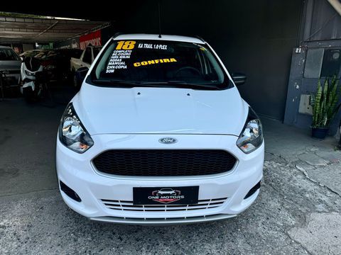 fordka trail 10 flex hatch 2018 carro sao bernardo do campo sp one motors multimarcas sua loja de seminovos one motors certeza do melhor negocio trabalhamos com transparencia e realizamos a melhor avaliacao do mercado no seu usado aprovamos seu financiamento por telefone em ate 60x sem entrada ou com entrada facilitada em ate 21 vezes no cartao de credito contamos com as melhores taxas de financiamento e vendedores qualificados alem de uma otima estrutura e estoque proprio para melhor atende lo garantindo total procedencia e qualidade do veiculo reservamos o direito de corrigir possiveis erros de digitacao carro sao bernardo do campo sp ford ka 2018 flex manual hatch 86786 branco 4 portas alarme ar condicionado banco com regulagem de altura encosto de cabeca traseiro rodas de liga leve sensor de estacionamento volante com regulagem de altura bancos em couro airbag freio abs ar quente desembacador traseiro travas eletricas vidros eletricos direcao hidraulica radio