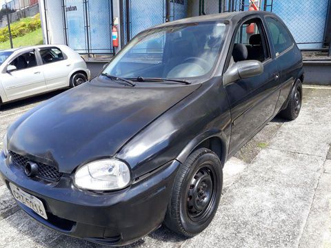 carro São Paulo - SP gm chevrolet  corsa 2001 gasolina hatch Corsa Wind 2001 2pts docs.ok. licenciado.
Básico motor 1.0 ,guardado sem uso